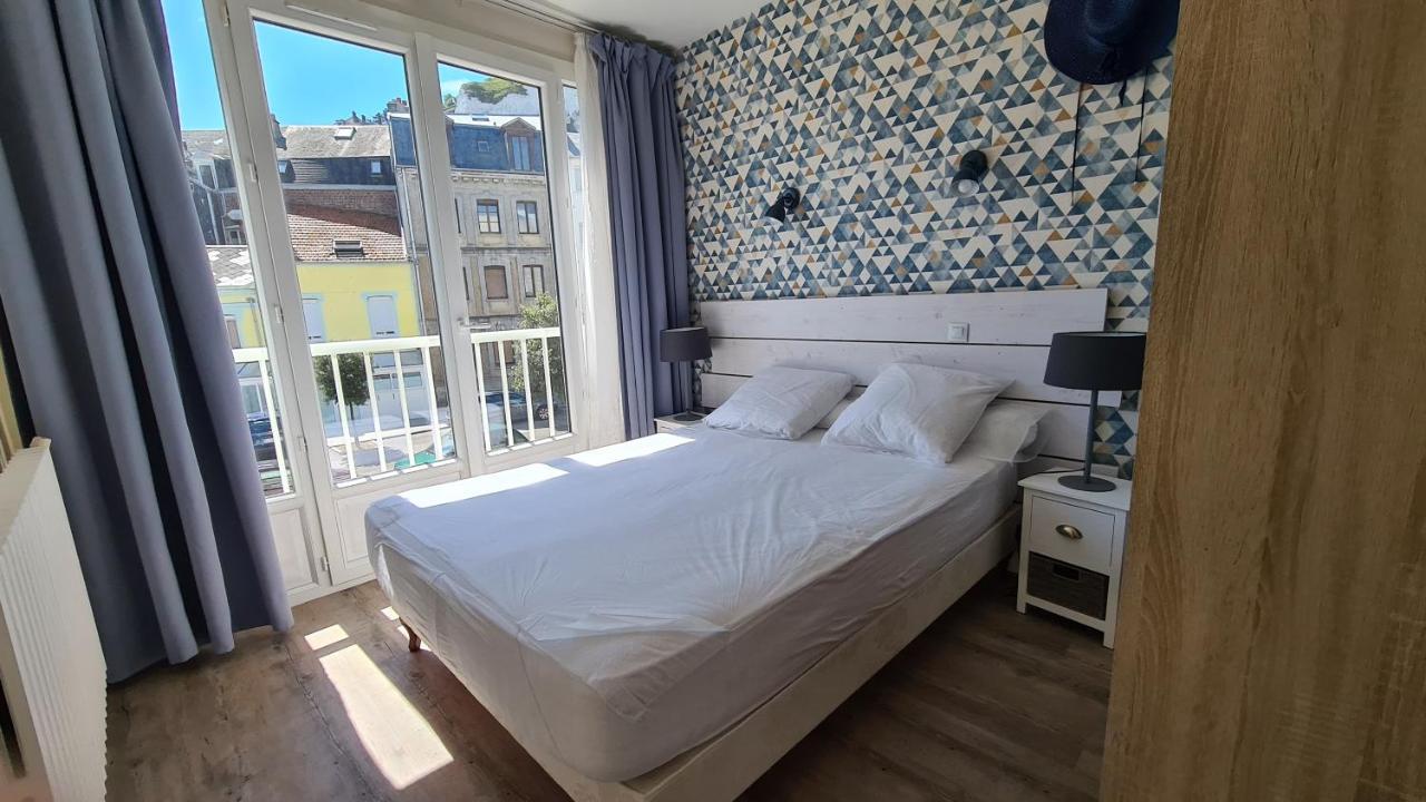 Residence Du Bord De Mer 9 Appartements Avec Une Vraie Vue Mer 勒特雷波尔 外观 照片