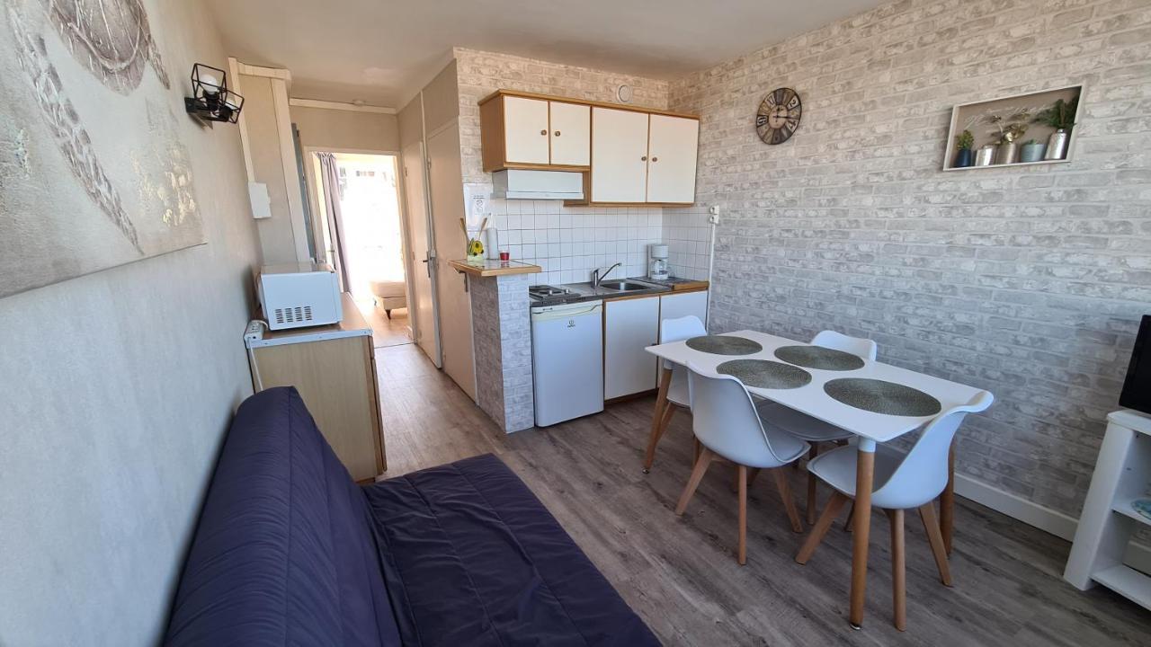 Residence Du Bord De Mer 9 Appartements Avec Une Vraie Vue Mer 勒特雷波尔 外观 照片