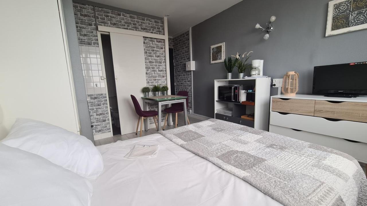 Residence Du Bord De Mer 9 Appartements Avec Une Vraie Vue Mer 勒特雷波尔 外观 照片