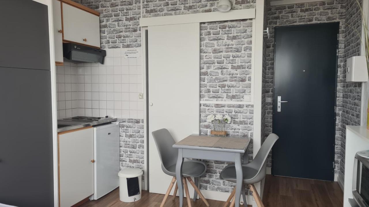 Residence Du Bord De Mer 9 Appartements Avec Une Vraie Vue Mer 勒特雷波尔 外观 照片