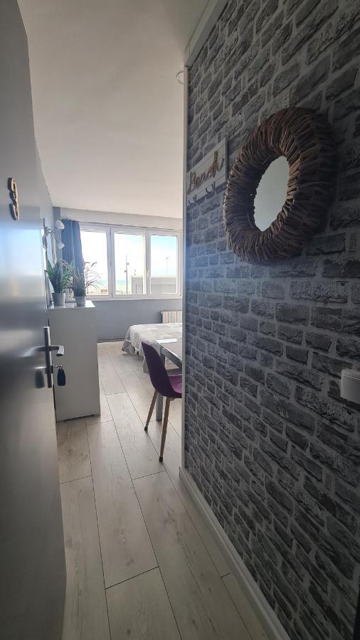Residence Du Bord De Mer 9 Appartements Avec Une Vraie Vue Mer 勒特雷波尔 外观 照片