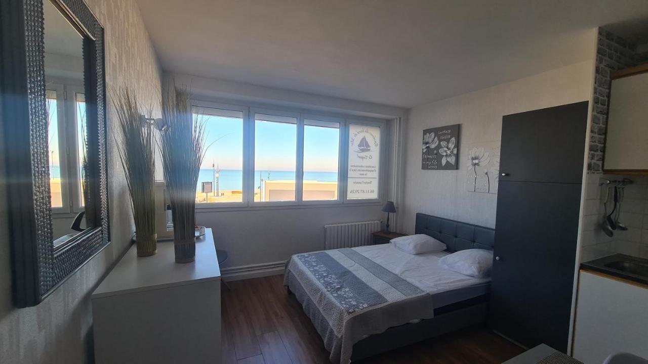 Residence Du Bord De Mer 9 Appartements Avec Une Vraie Vue Mer 勒特雷波尔 外观 照片
