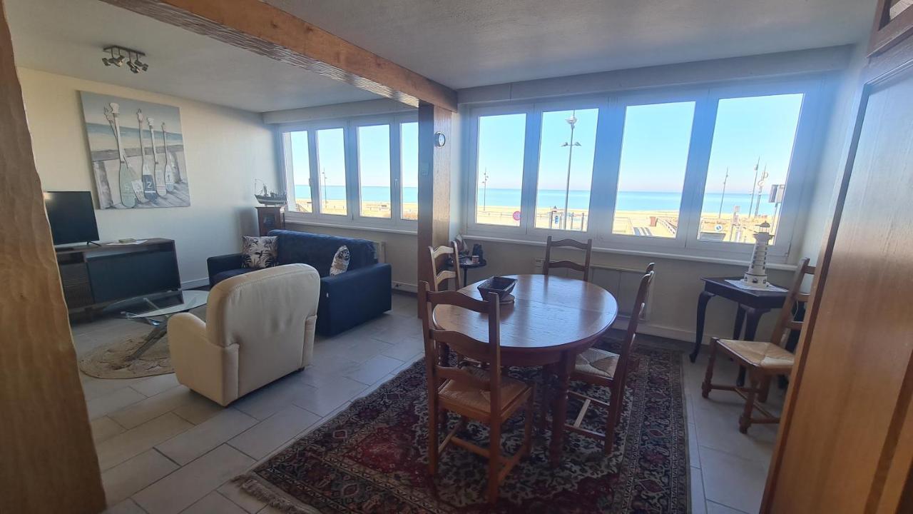 Residence Du Bord De Mer 9 Appartements Avec Une Vraie Vue Mer 勒特雷波尔 外观 照片