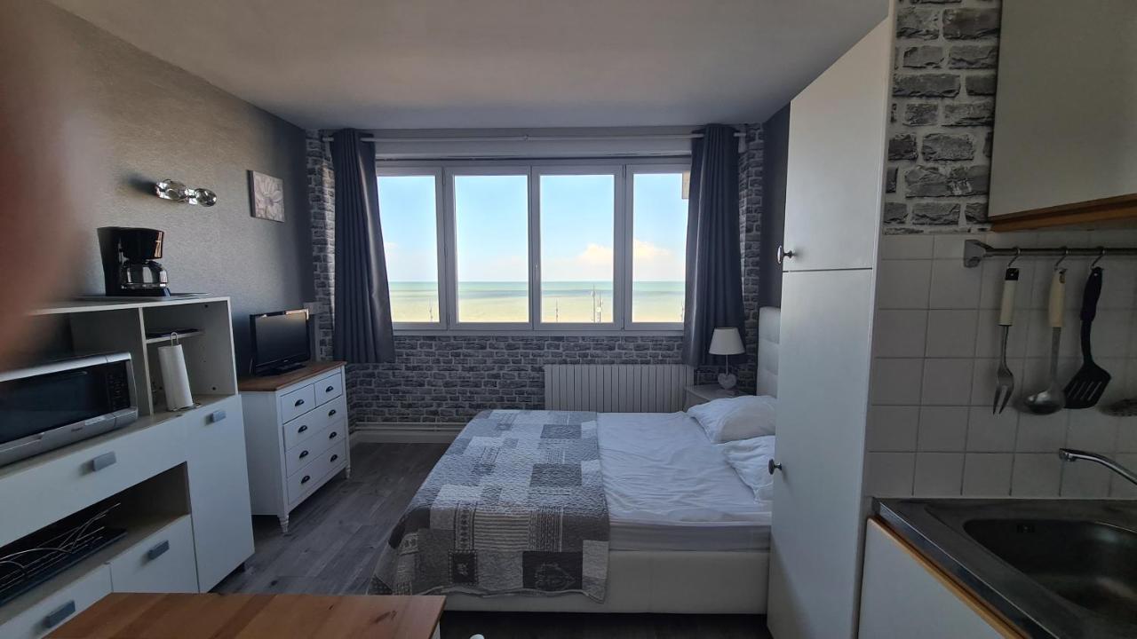 Residence Du Bord De Mer 9 Appartements Avec Une Vraie Vue Mer 勒特雷波尔 外观 照片