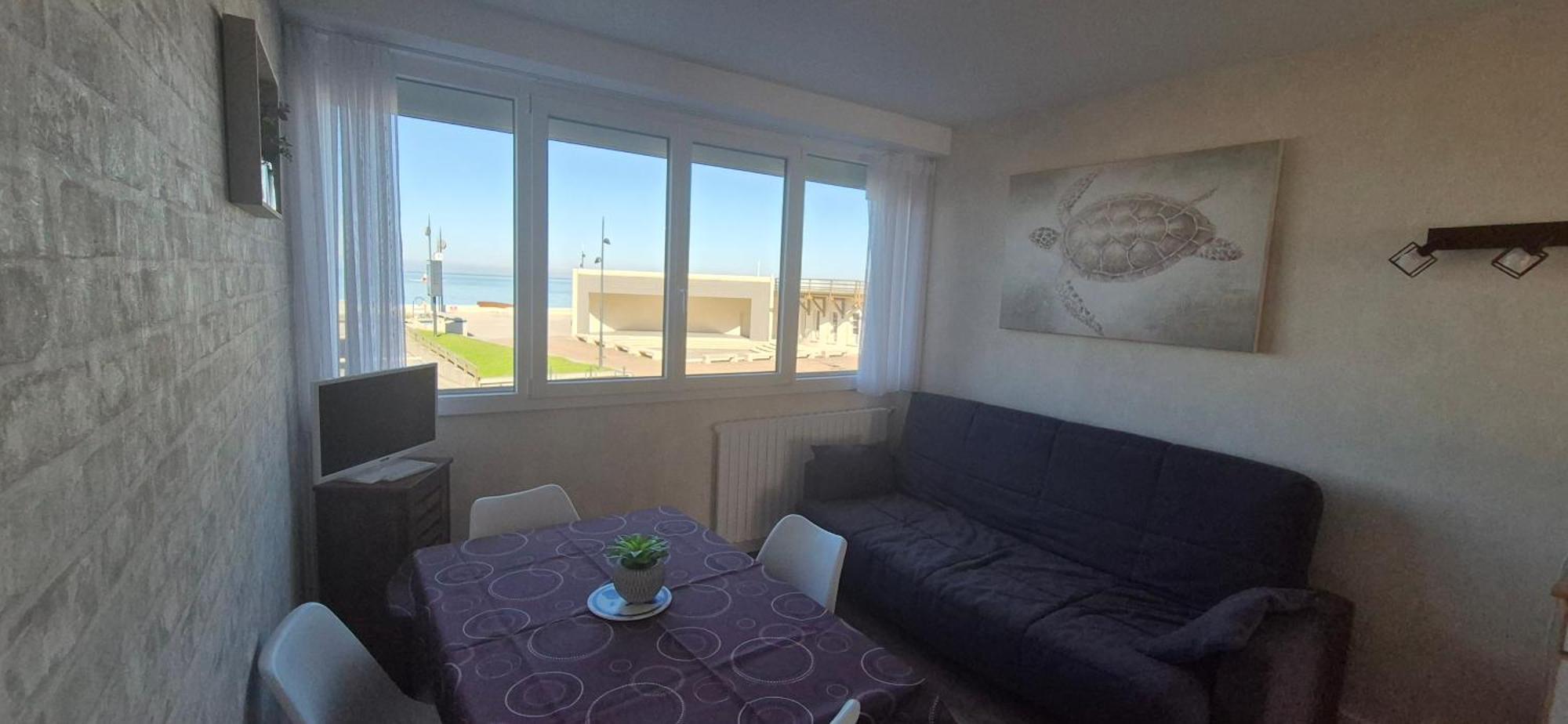 Residence Du Bord De Mer 9 Appartements Avec Une Vraie Vue Mer 勒特雷波尔 外观 照片