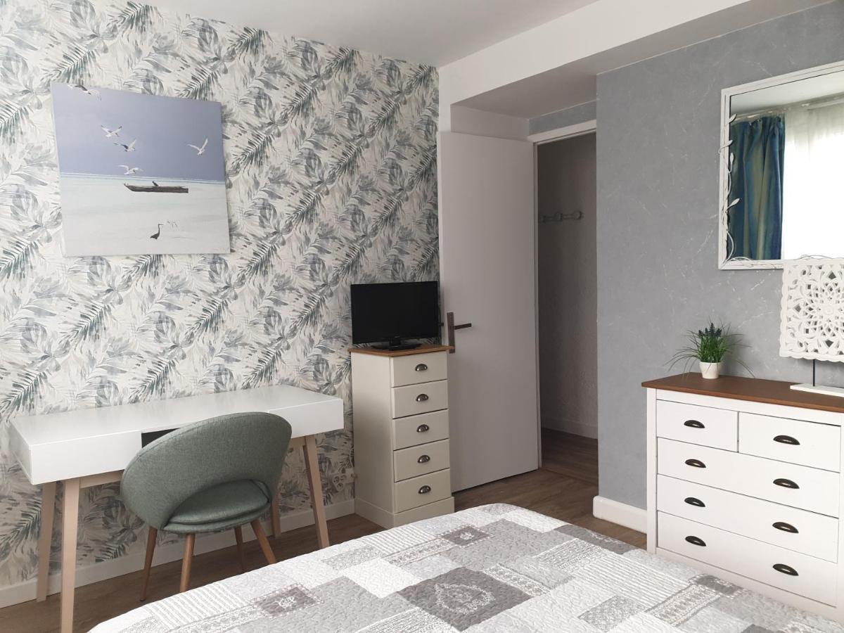 Residence Du Bord De Mer 9 Appartements Avec Une Vraie Vue Mer 勒特雷波尔 外观 照片